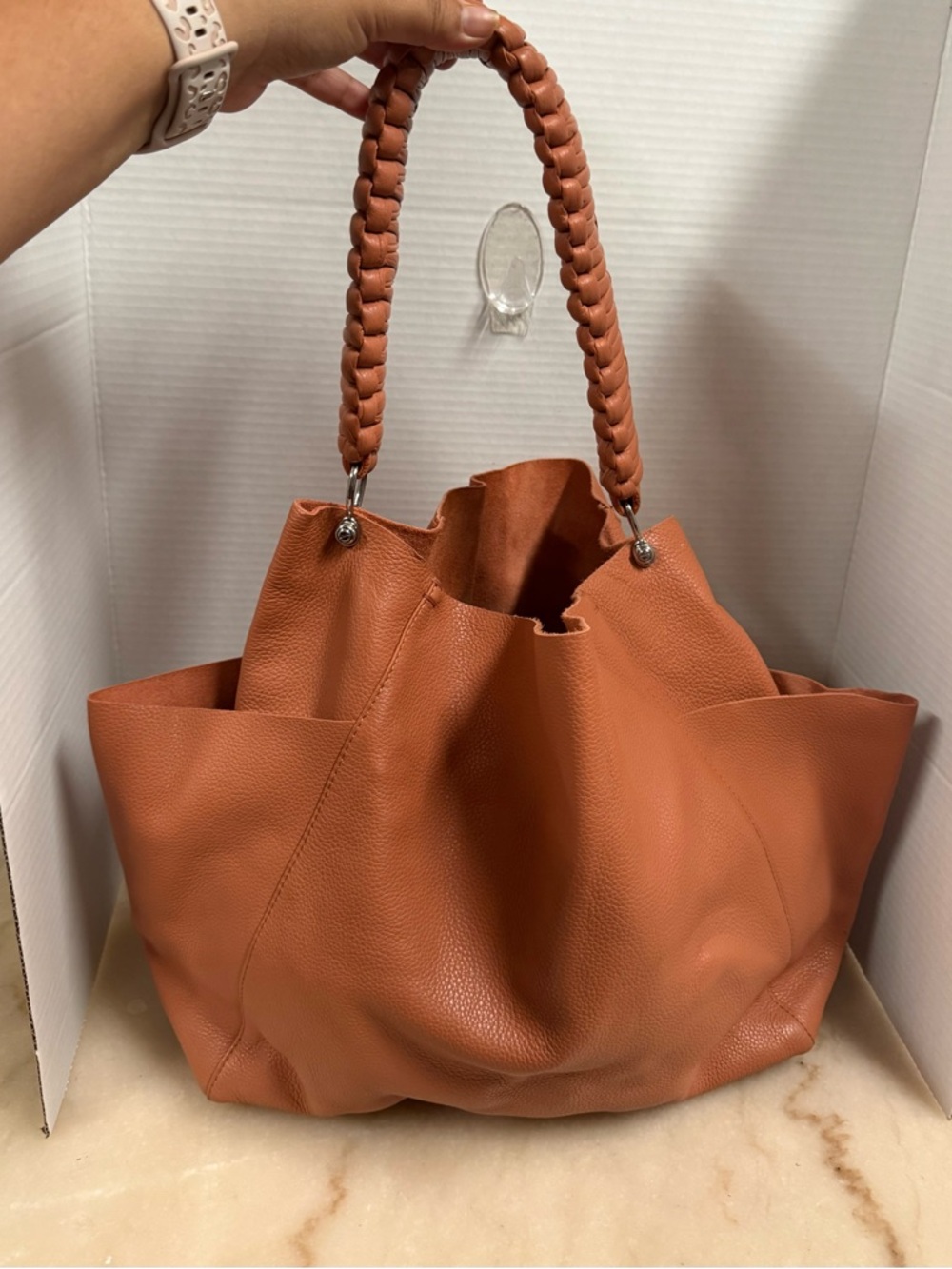 Braided-Handle Tote Bag in Terracotta Brown - Picture 3 of 8